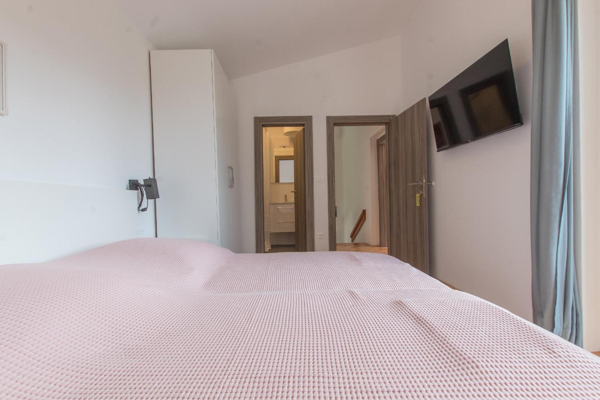 Spacious Family Apartment Casa Lili Крвавица Екстериор снимка